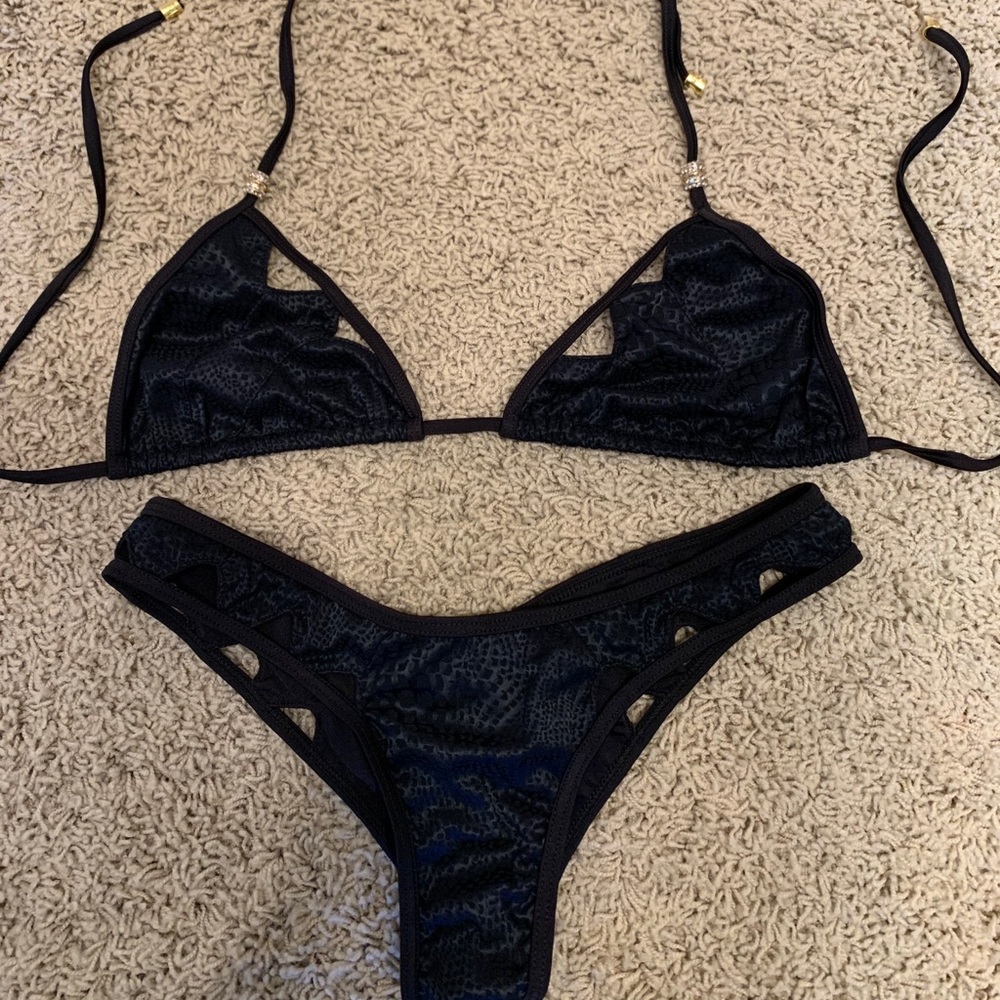 beach bunny - Picture 5 of 15